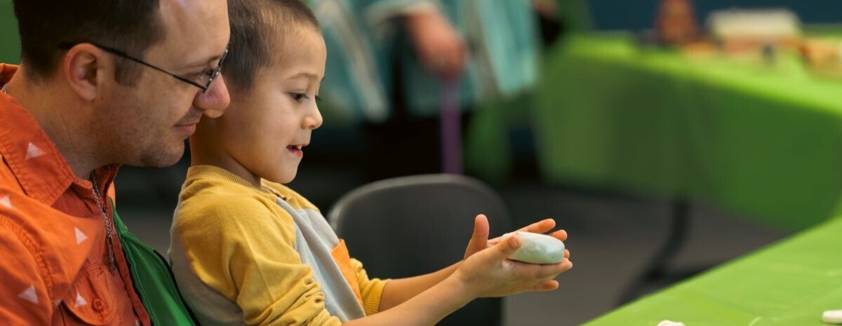 Dig In! Little Explorers: Unwrapping Chocolate History